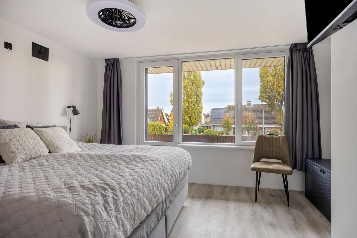 Foto 25 van Burgemeester H Houtkoperlaan 35