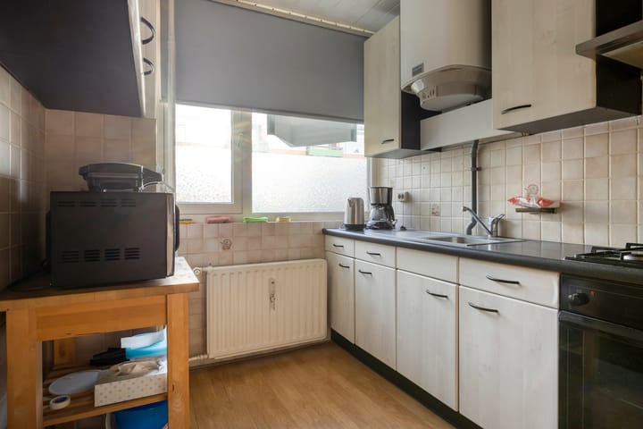 Foto 16 van Campanulastraat 46