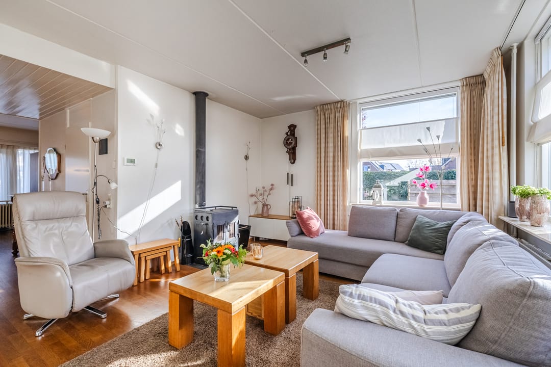 Foto 2 van Luchtenstein 21