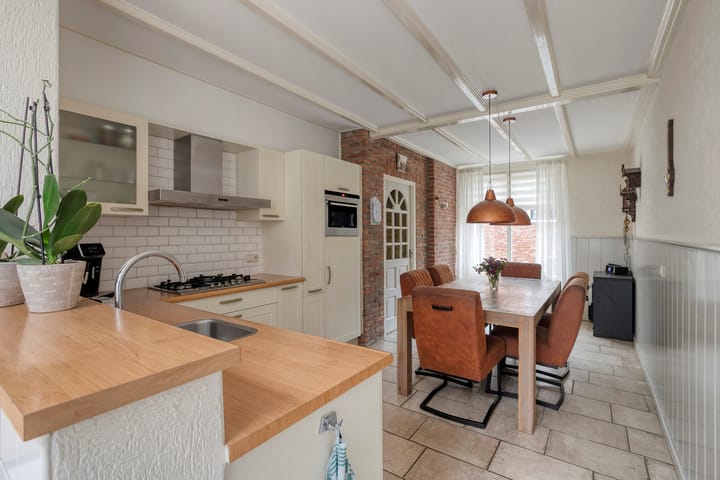 Photo 7 of Marktplein 13