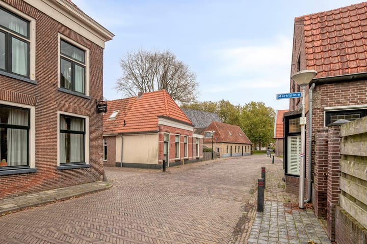 Photo 31 of Marktplein 13