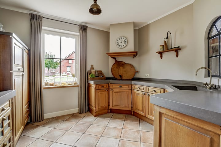 Photo 16 of Neerseweg 38