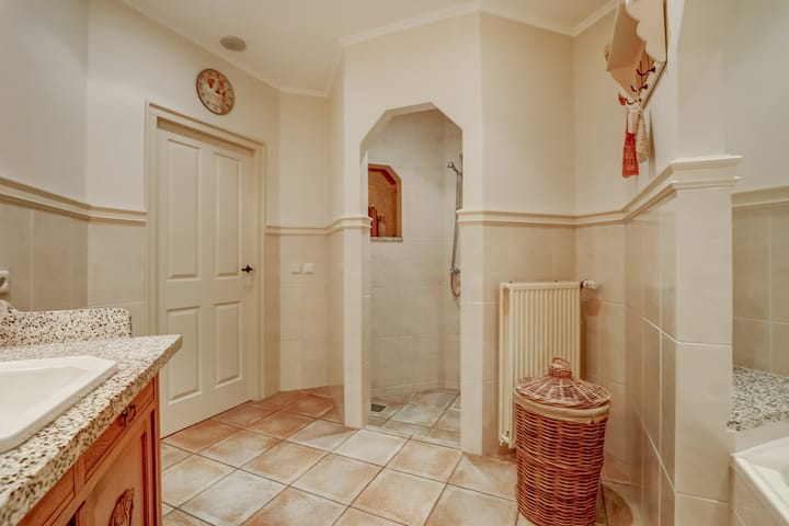 Photo 32 of Neerseweg 38