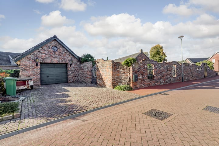 Photo 49 of Neerseweg 38