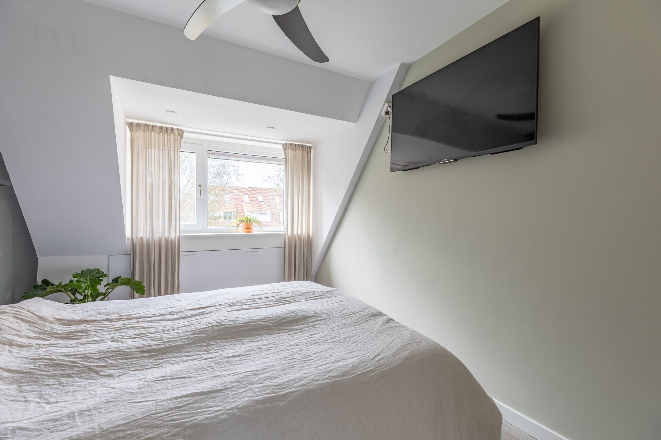 Foto 30 van Henegouwenstraat 3