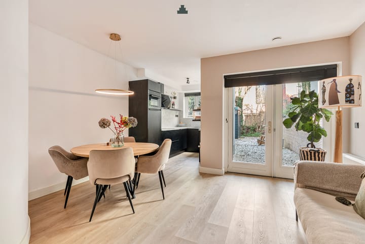 Foto 4 van Bessemerstraat 9-A