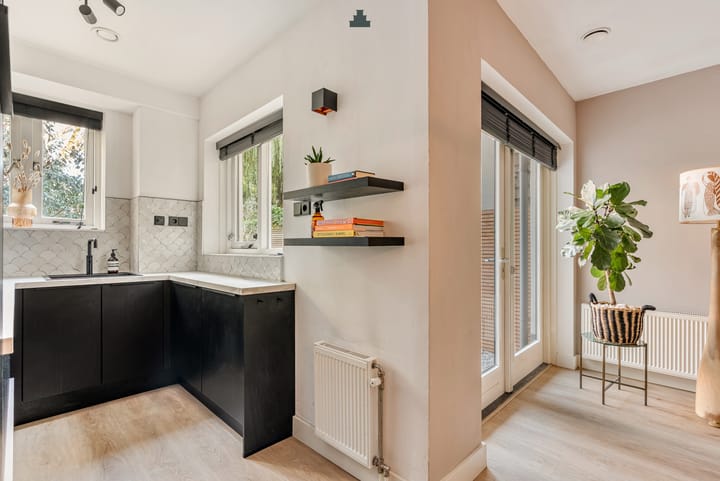 Photo 7 of Bessemerstraat 9-A