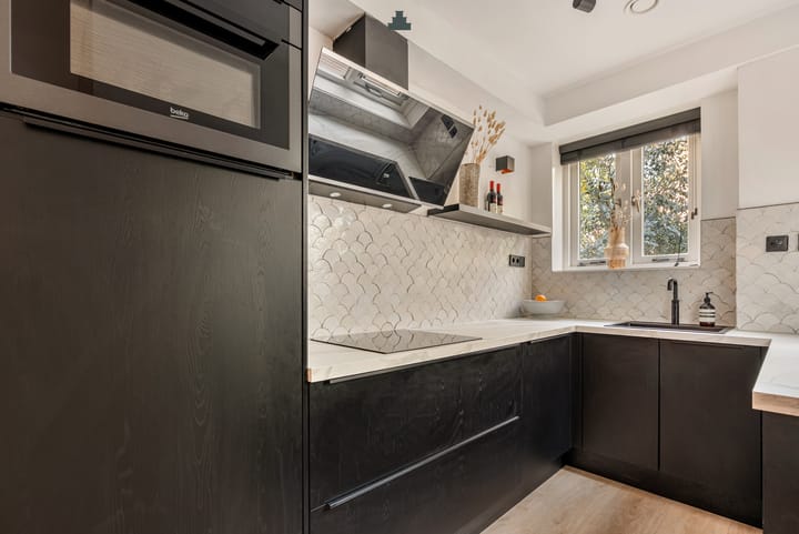 Photo 8 of Bessemerstraat 9-A