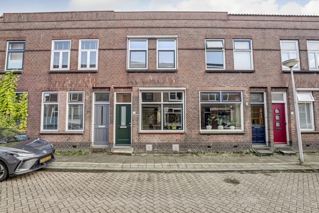 Foto 1 van Warmoezierskade 25