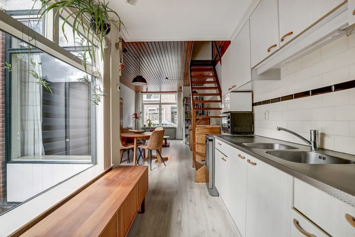 Photo 3 of Warmoezierskade 25