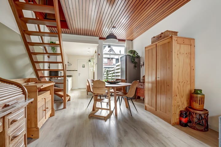 Photo 7 of Warmoezierskade 25