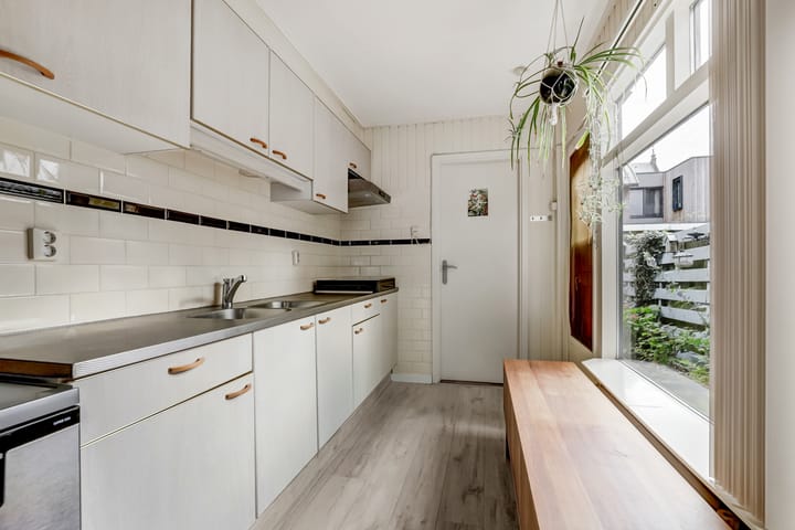 Photo 9 of Warmoezierskade 25