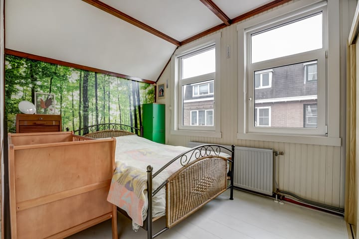 Photo 12 of Warmoezierskade 25