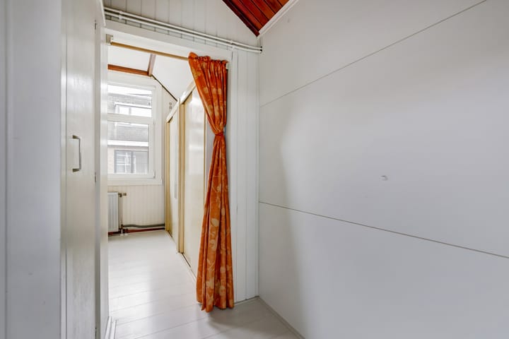 Photo 17 of Warmoezierskade 25