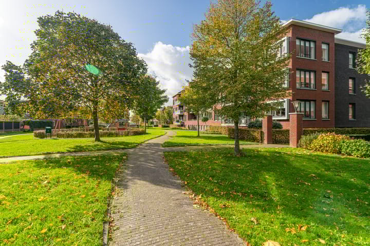 Photo 33 of Citadel 28