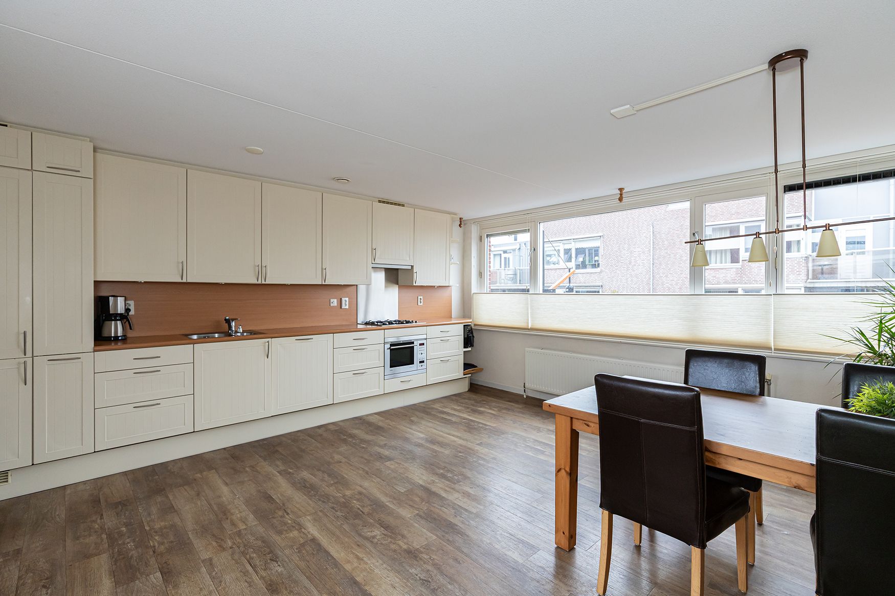 Foto 3 van Kerkbuurt 2