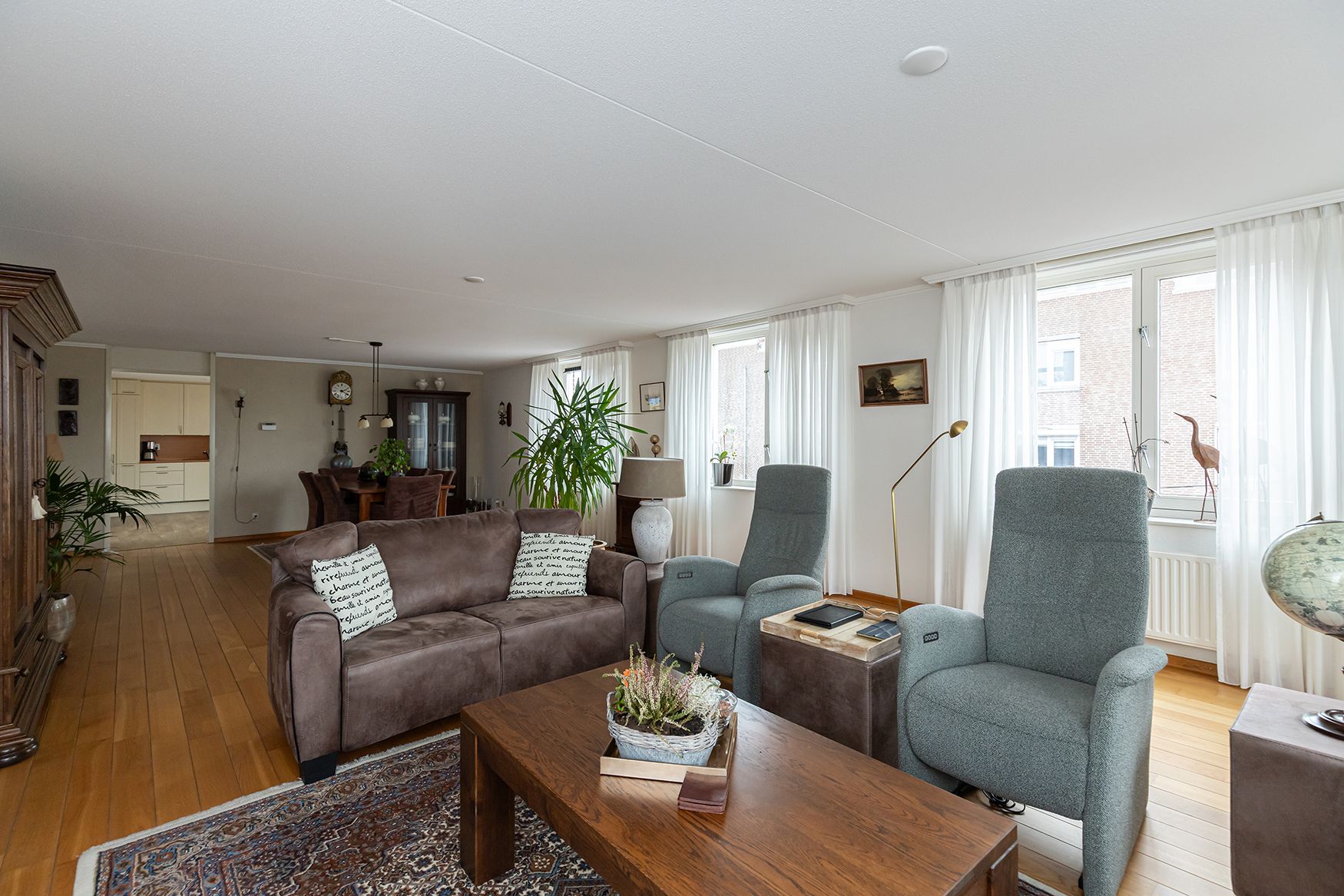 Foto 12 van Kerkbuurt 2