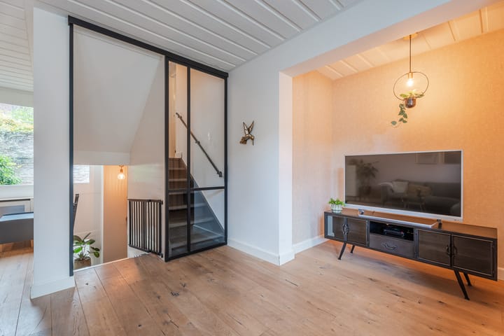 Photo 11 of Hoofschestraat 19