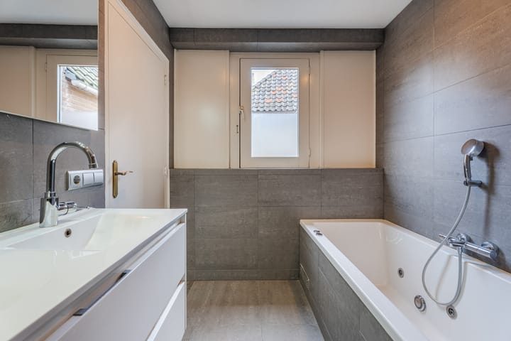 Photo 26 of Hoofschestraat 19