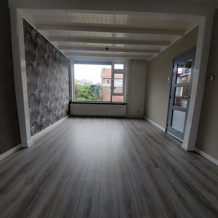 Photo 5 of Dumbarstraat 15