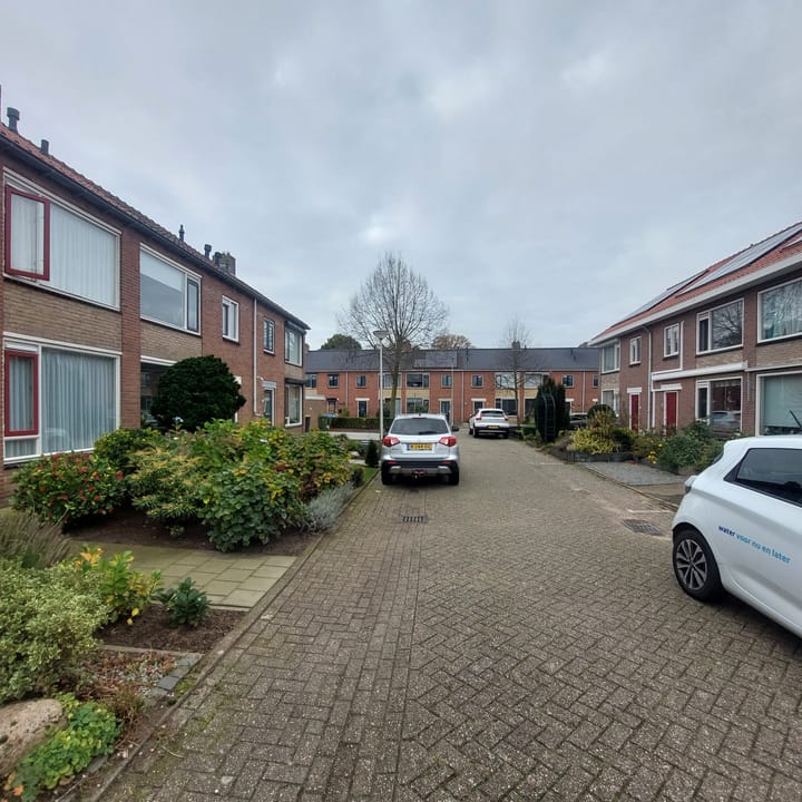 Photo 14 of Dumbarstraat 15