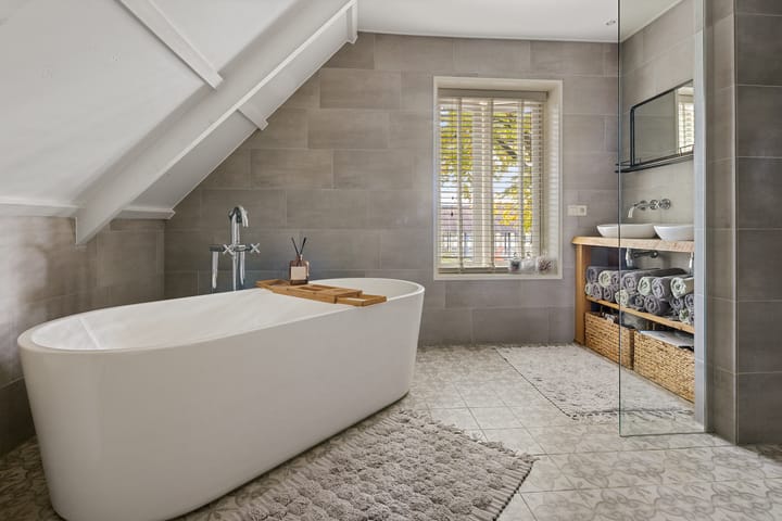 Photo 3 of Parallelweg 9