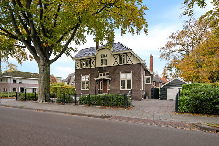 Photo 4 of Parallelweg 9