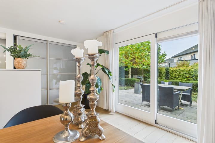 Photo 10 of Livingstonestraat 68