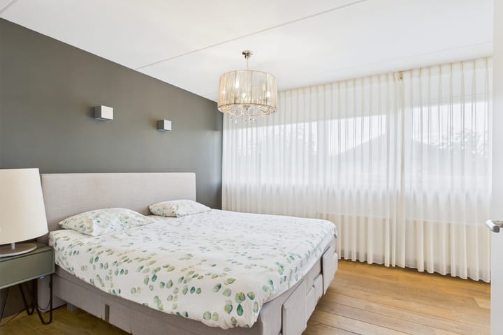 Photo 14 of Livingstonestraat 68