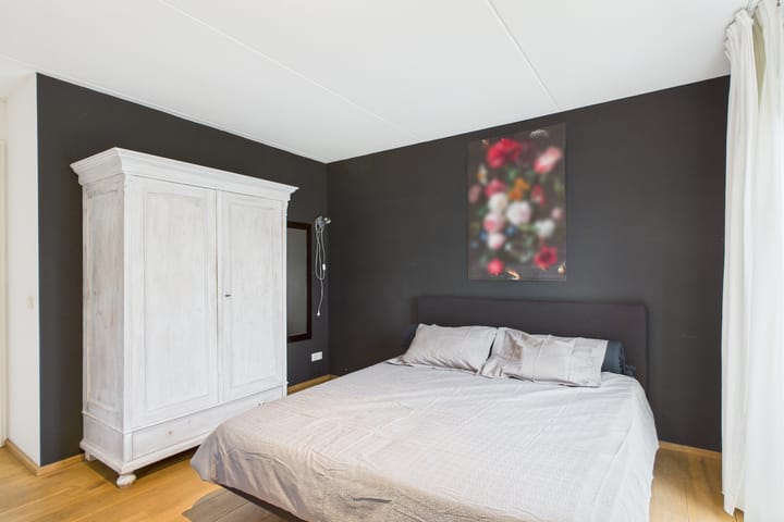 Photo 19 of Livingstonestraat 68