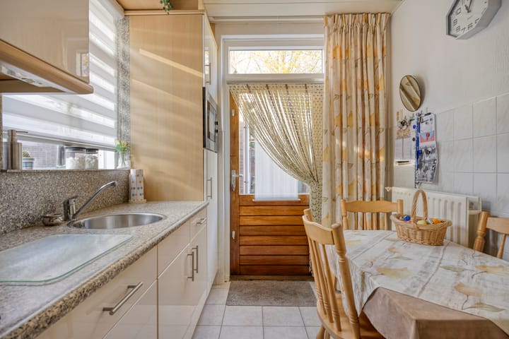 Foto 11 van Julianastraat 32