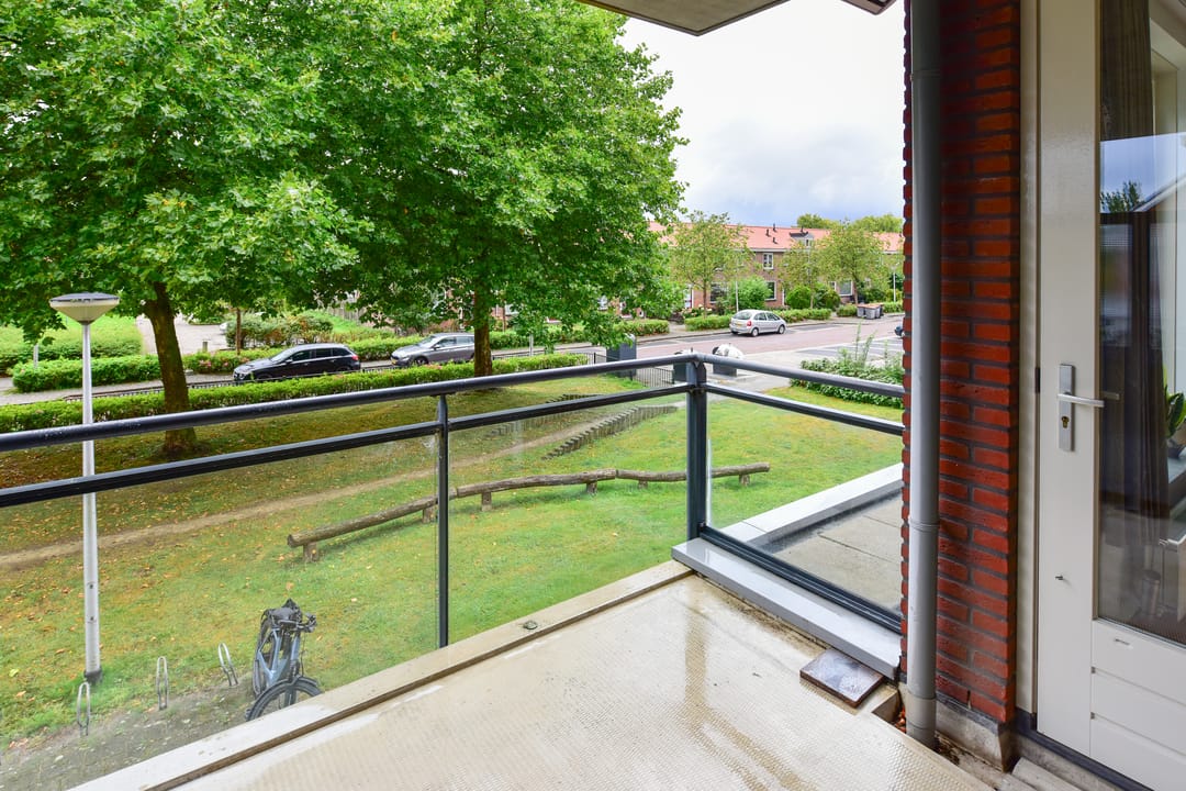 Foto 8 van Admiraal de Ruyterlaan 14-D