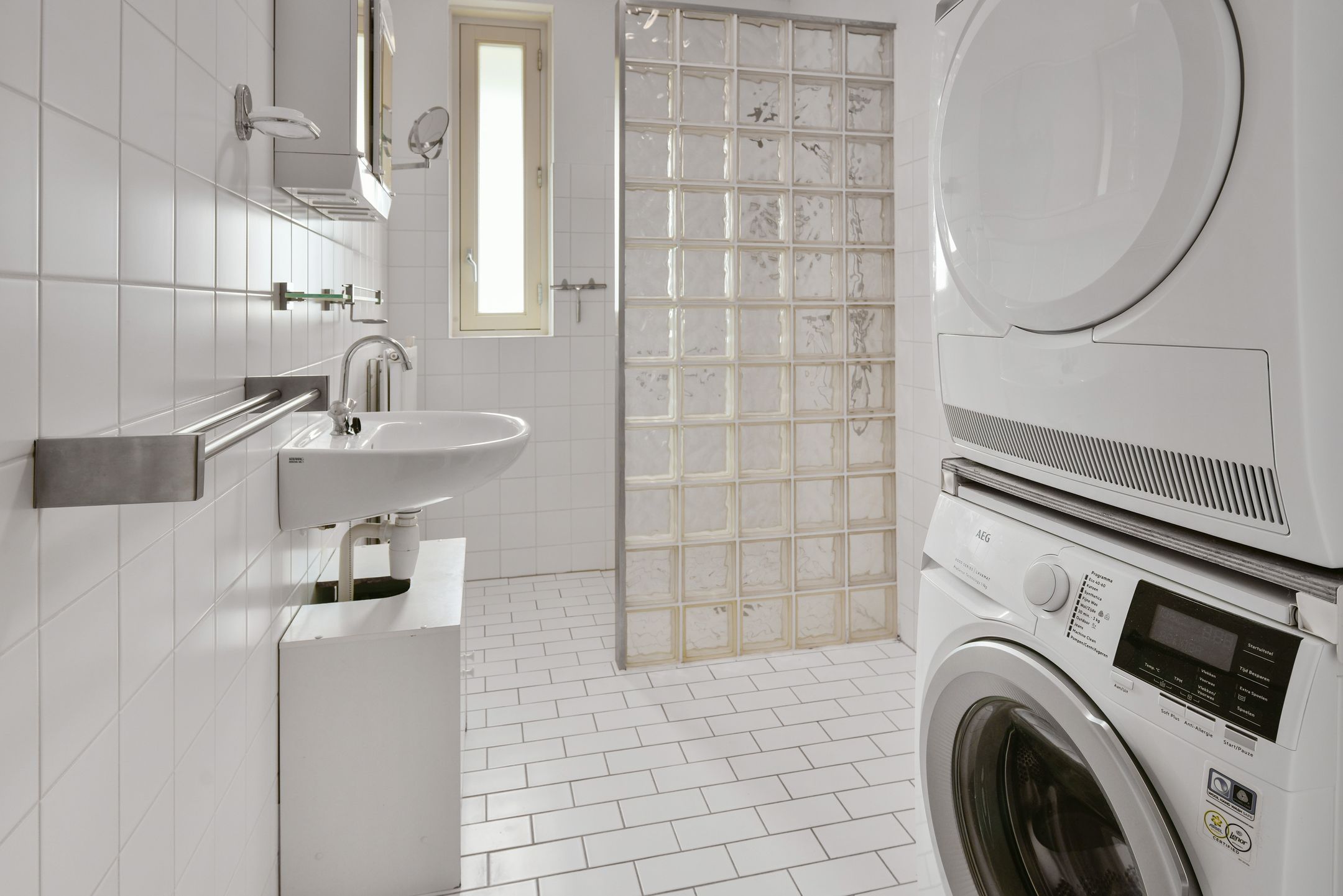 Foto 15 van Admiraal de Ruyterlaan 14-D