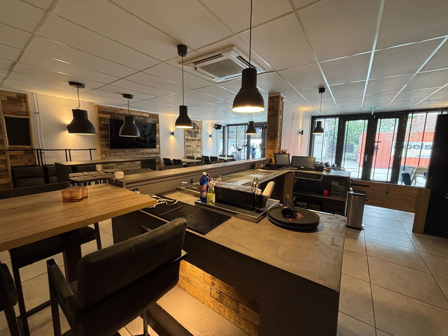 View photo 5 of Westeinde 48-c