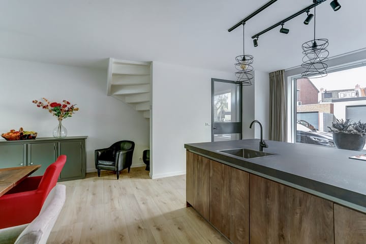 Photo 2 of Mauritsstraat 16