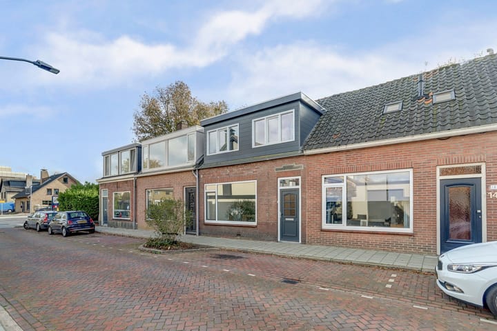 Photo 28 of Mauritsstraat 16