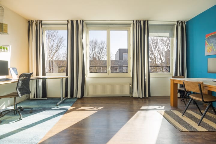 Foto 31 van Jan Olphert Vaillantlaan 35