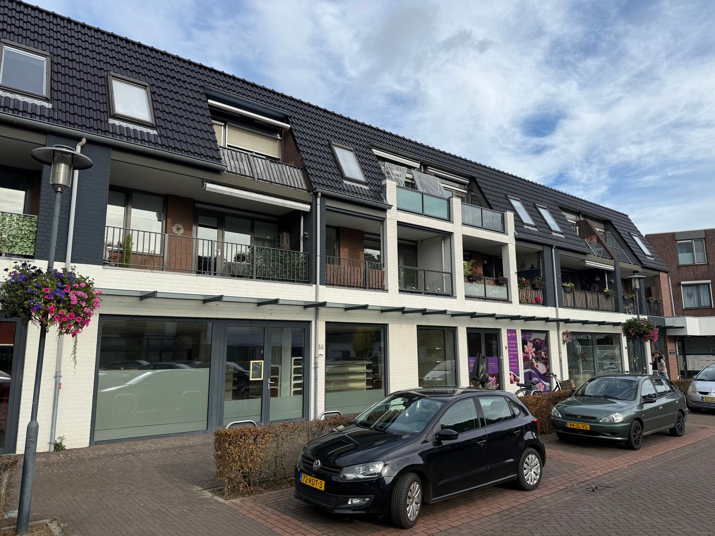 Bekijk foto 1 van Kloosterstraat 64