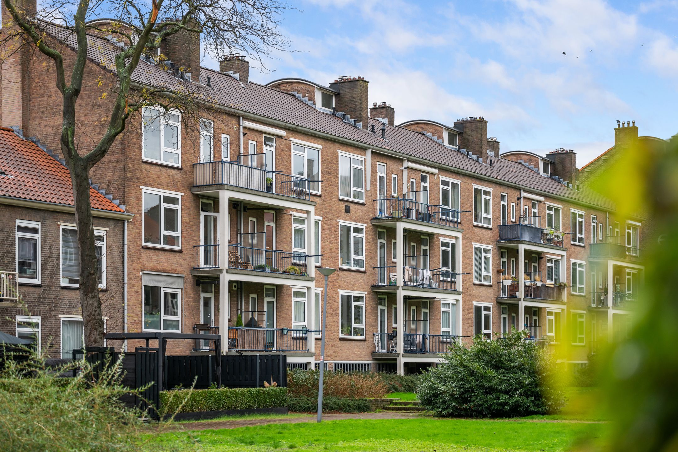 Photo 18 of Johan de Meesterstraat 9-B