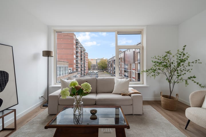 Foto 16 van Bredestraat 39-C