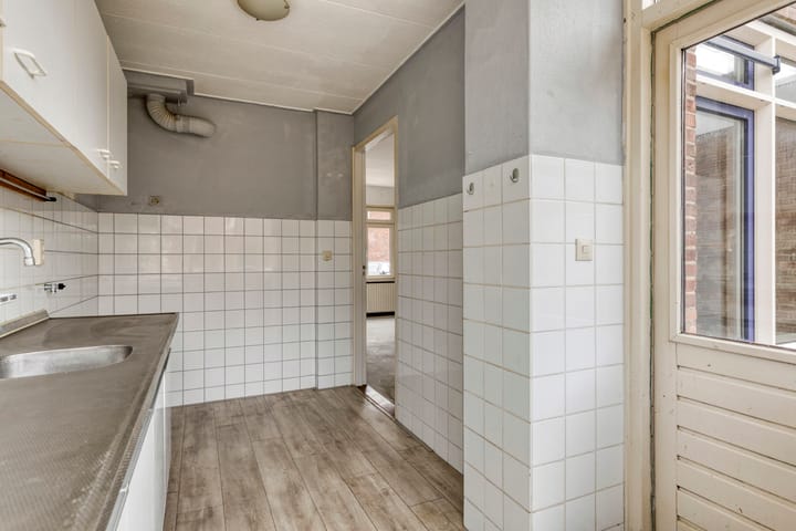 Photo 10 of Calandstraat 41