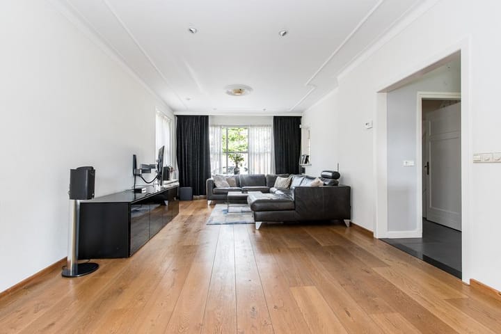 Photo 13 of Voorstraat 29