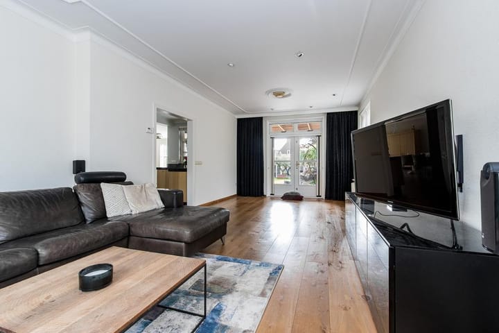 Photo 15 of Voorstraat 29