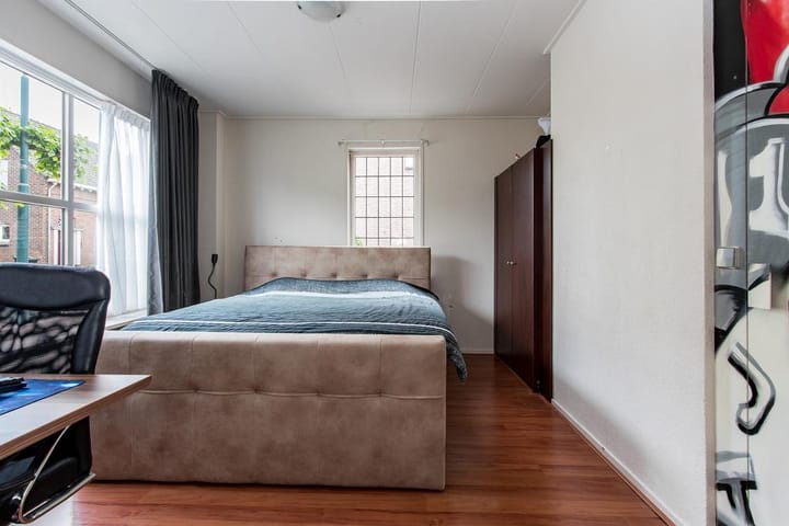 Photo 19 of Voorstraat 29