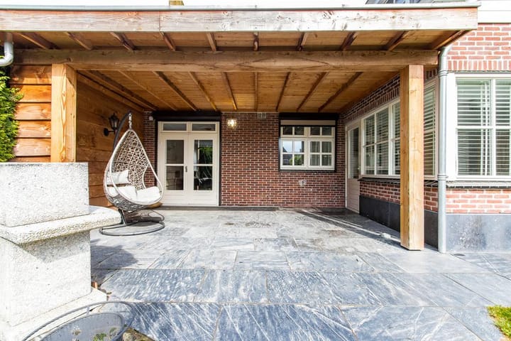 Photo 36 of Voorstraat 29