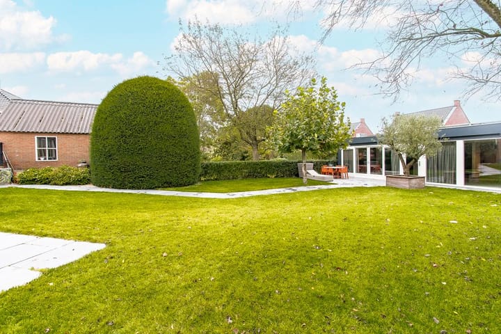 Photo 41 of Voorstraat 29