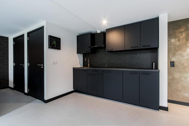 Photo 46 of Voorstraat 29