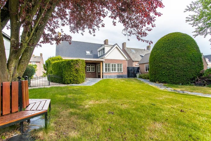 Photo 55 of Voorstraat 29