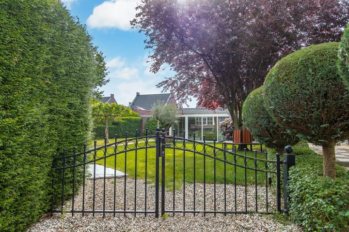 Photo 58 of Voorstraat 29