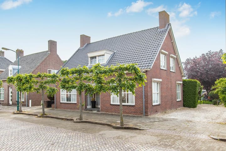 Photo 62 of Voorstraat 29